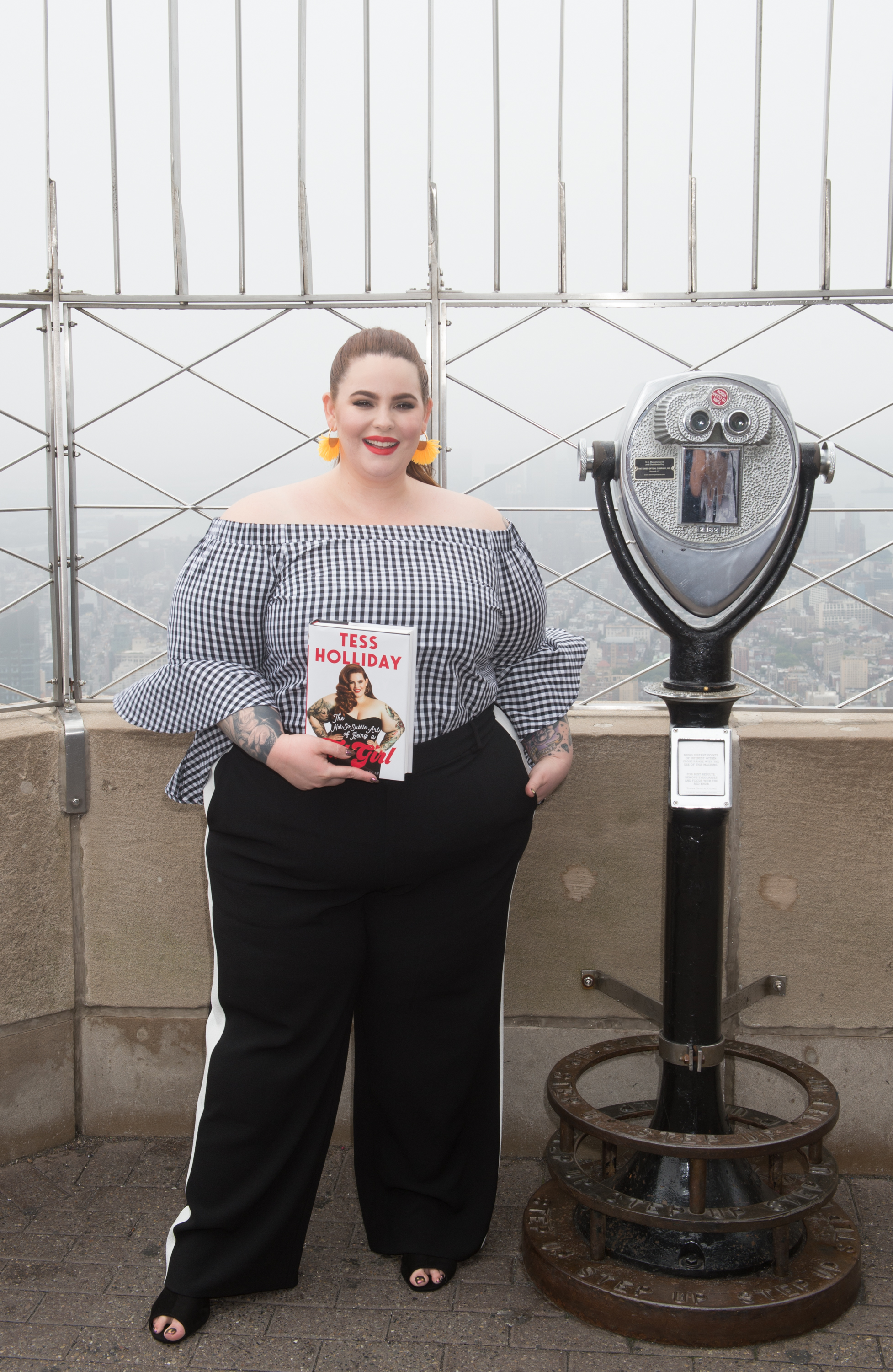 Plus-size model Tess Holliday visits the Empire State Building