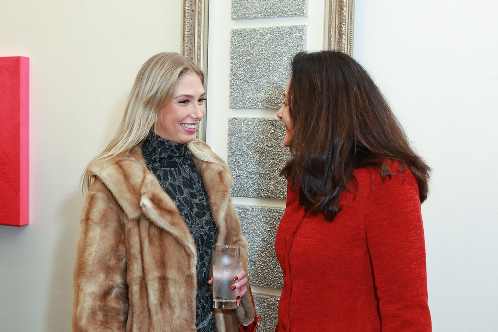 569668627,F686E05E4AF823E432E