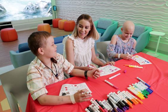 e6b8d86e9f644a4aeb87307d82d1dc23