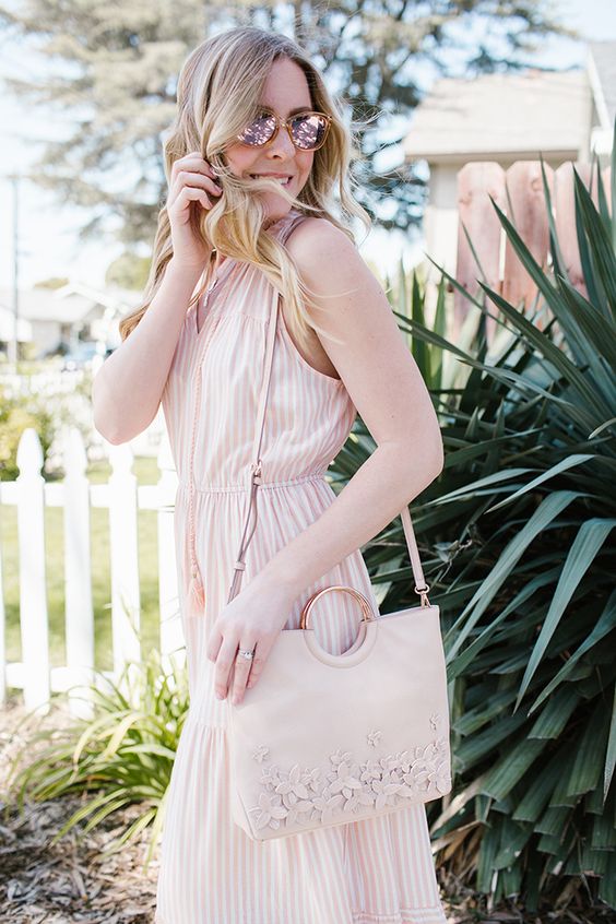 49a9b748e370a49fee3ab12a61d005d6