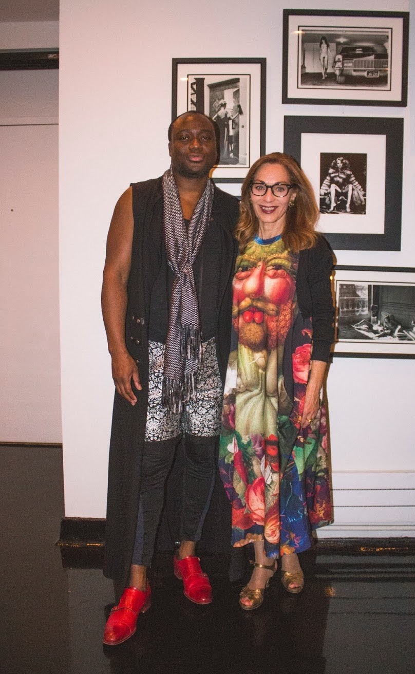 Kelly Rutherford celebrates Resident magazine’s June 2018 cover release ...