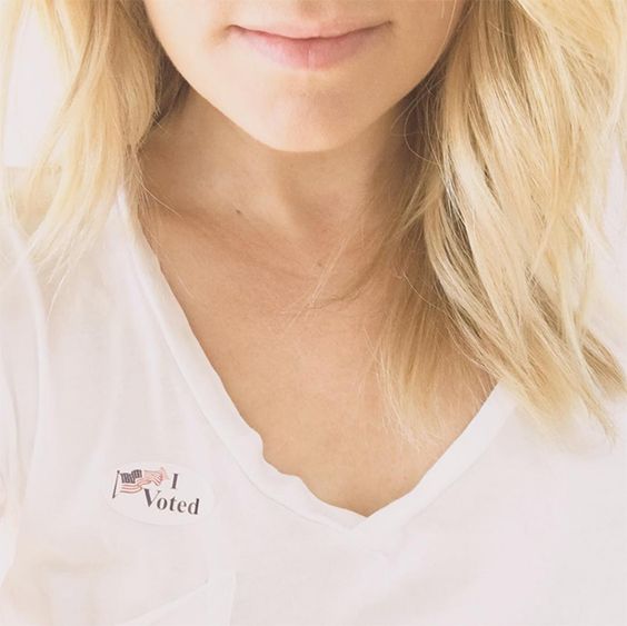 ae85fe13130f2fcbac61fd2bd4b27f33